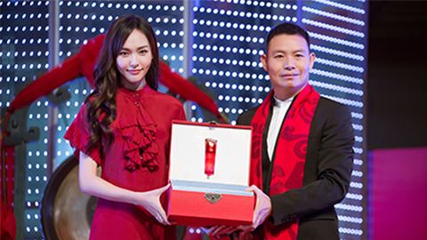 中国美正当红，9428cn太阳集团古天乐A股上市，引领新时代